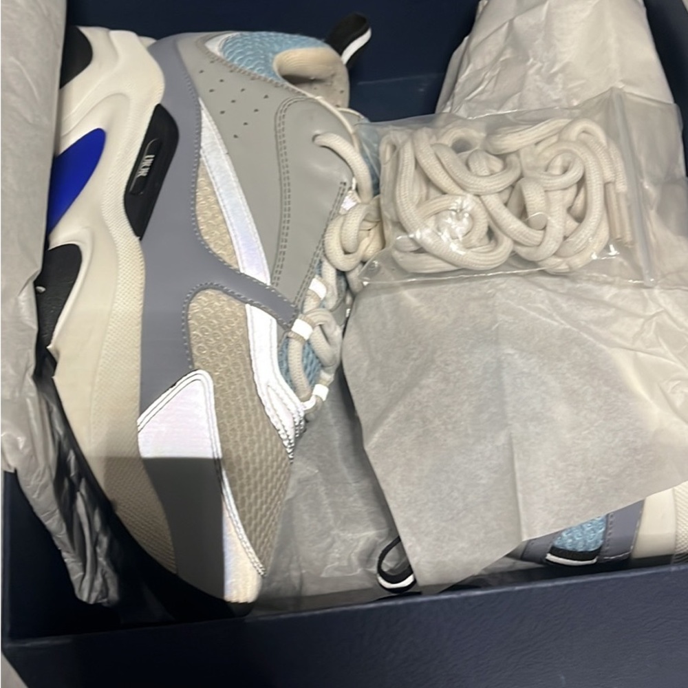 Dior b22 size 8.5